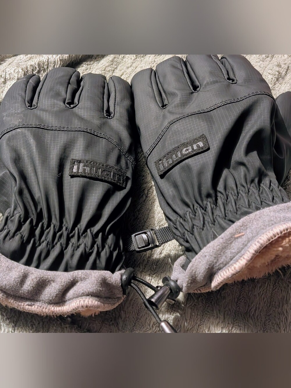 Black Insulated Men's Winter Gloves